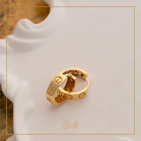 گوشواره طلا لاو کارتیر الکترا سایز لارج - Image 2