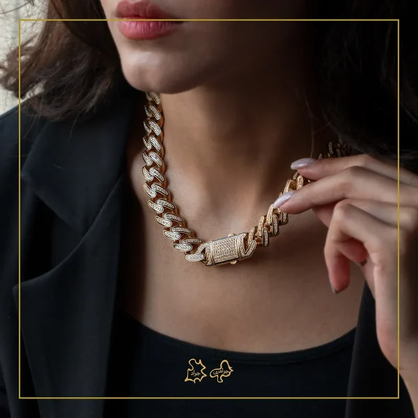 گردنبند طلا کارتیر پروجت پهن
