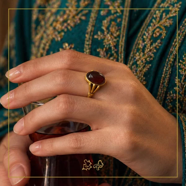 انگشتر طلا عقیق پارس مارتا